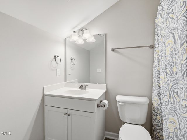 1199 London Meadow Way, Fuquay Varina, NC 27526