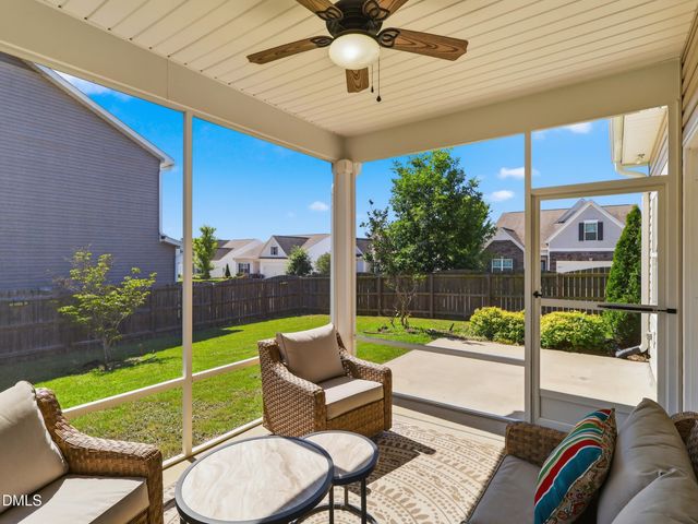 1199 London Meadow Way, Fuquay Varina, NC 27526