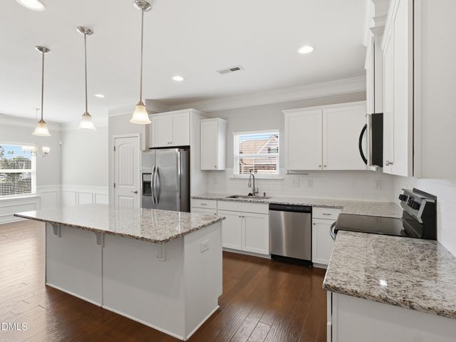 1199 London Meadow Way, Fuquay Varina, NC 27526