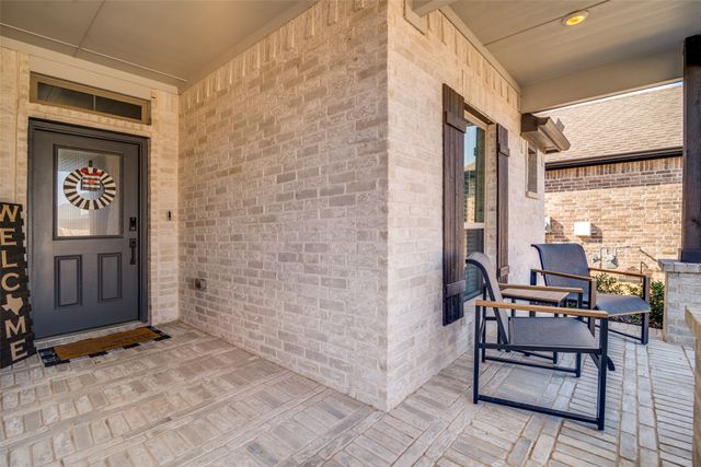 358 Chase Creek Drive, Lavon, TX 75166