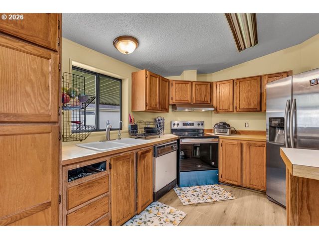 12450 Sw FISCHER Rd 216, Tigard, OR 97224