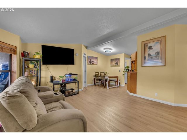 12450 Sw FISCHER Rd 216, Tigard, OR 97224