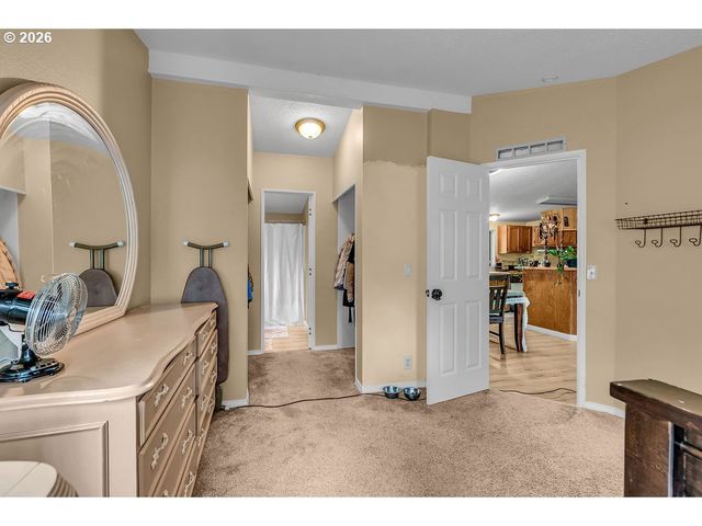 12450 Sw FISCHER Rd 216, Tigard, OR 97224