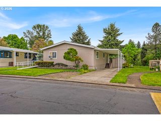 12450 Sw FISCHER Rd 216, Tigard, OR 97224