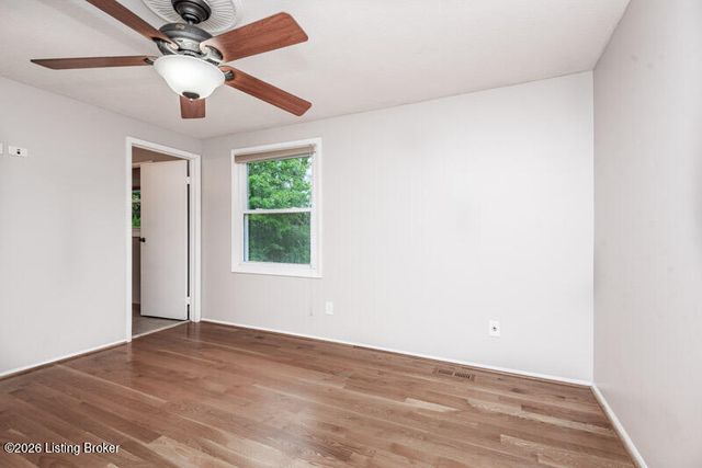 4212 Shenandoah Dr, Louisville, KY 40241