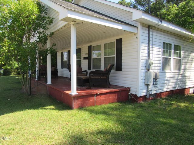 546 E Front Street, Clayton, NC 27520