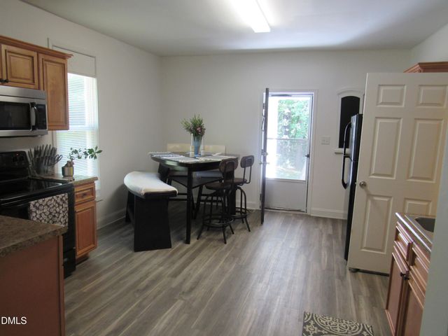 546 E Front Street, Clayton, NC 27520