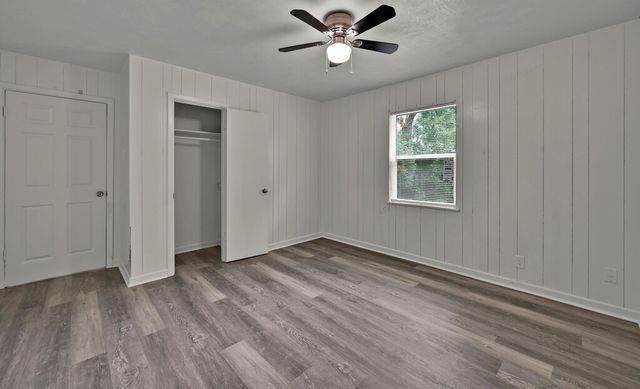 509 E Pine Street, West, TX 76691