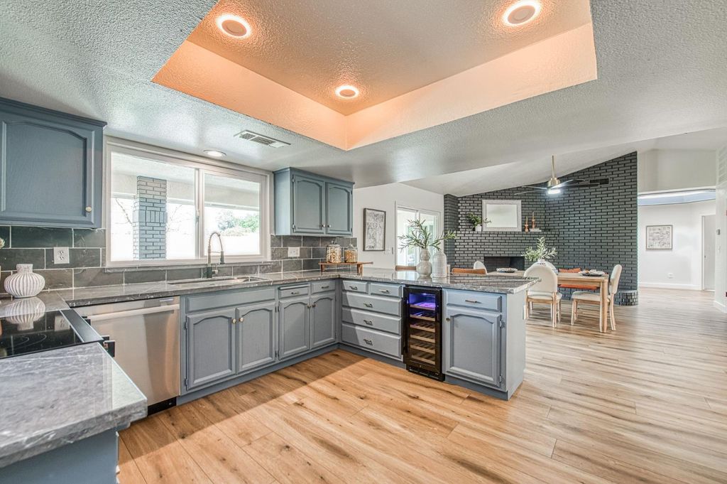 Image 17 of property listing at 37249 Avenue 12 1/4, Madera, CA 93636