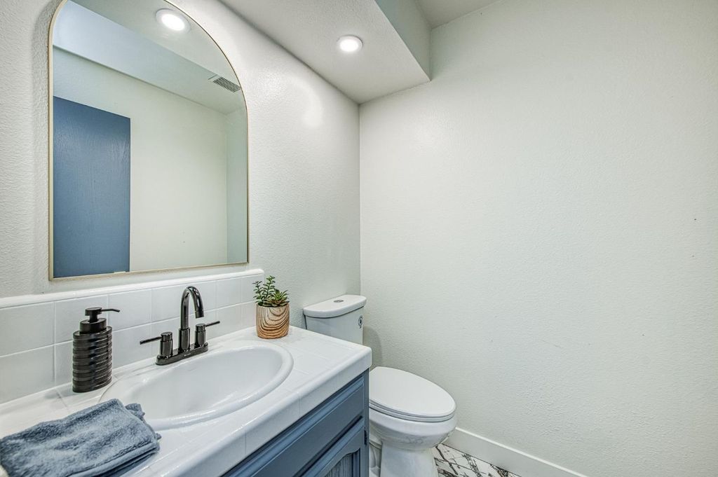 Image 21 of property listing at 37249 Avenue 12 1/4, Madera, CA 93636