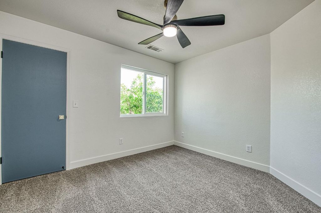 Image 27 of property listing at 37249 Avenue 12 1/4, Madera, CA 93636