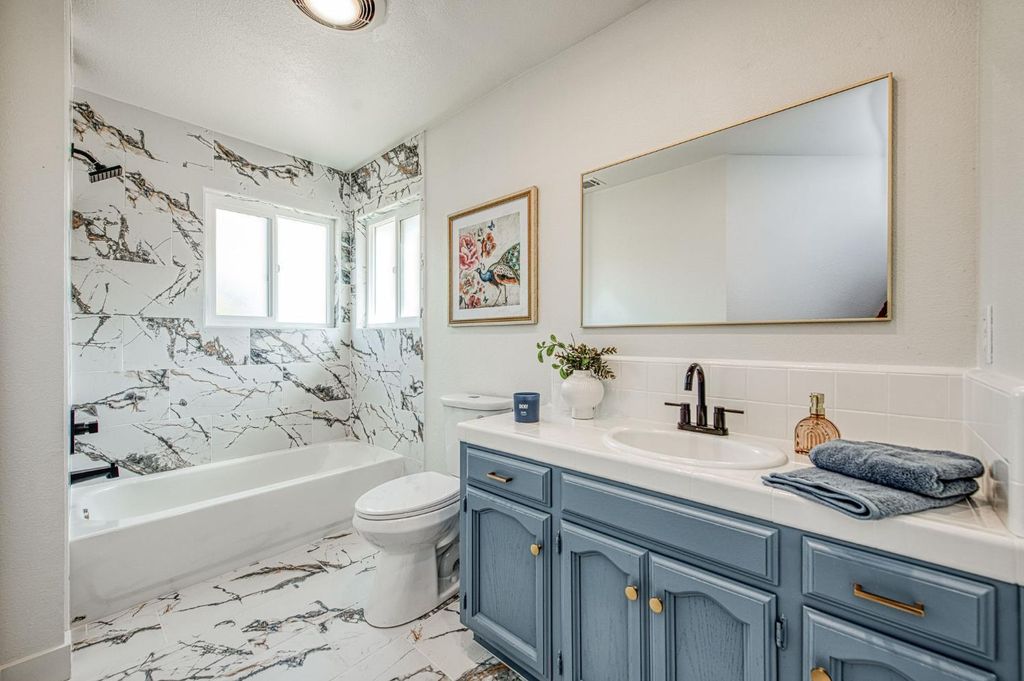 Image 28 of property listing at 37249 Avenue 12 1/4, Madera, CA 93636