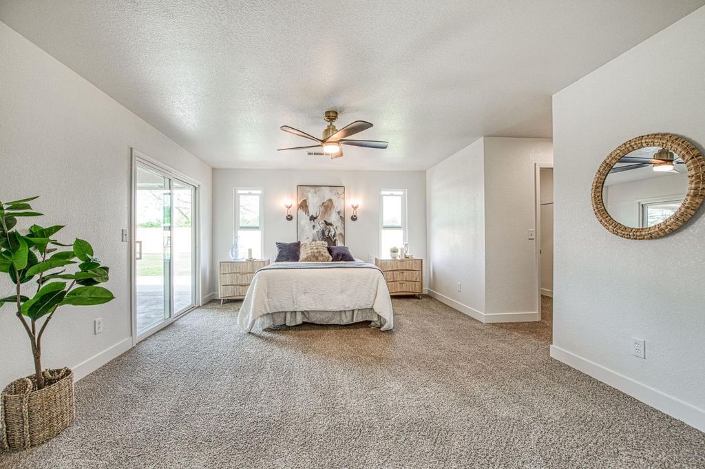 Image 30 of property listing at 37249 Avenue 12 1/4, Madera, CA 93636