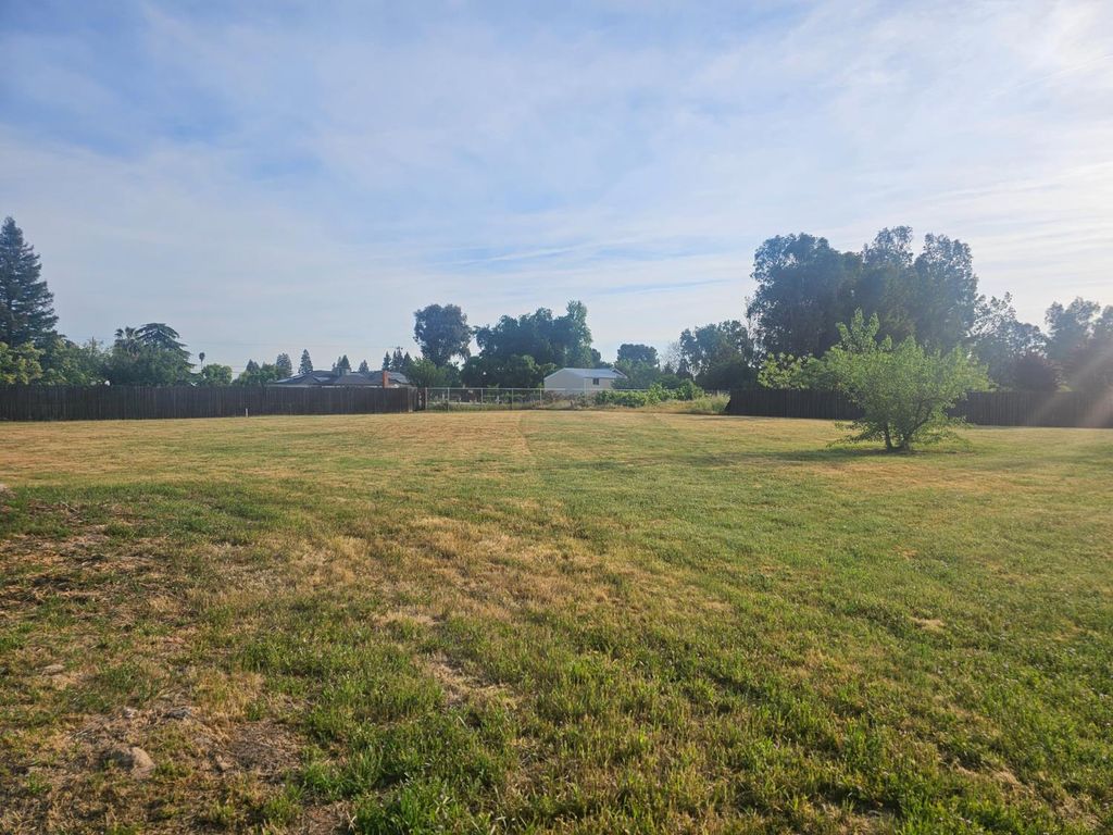 Image 46 of property listing at 37249 Avenue 12 1/4, Madera, CA 93636