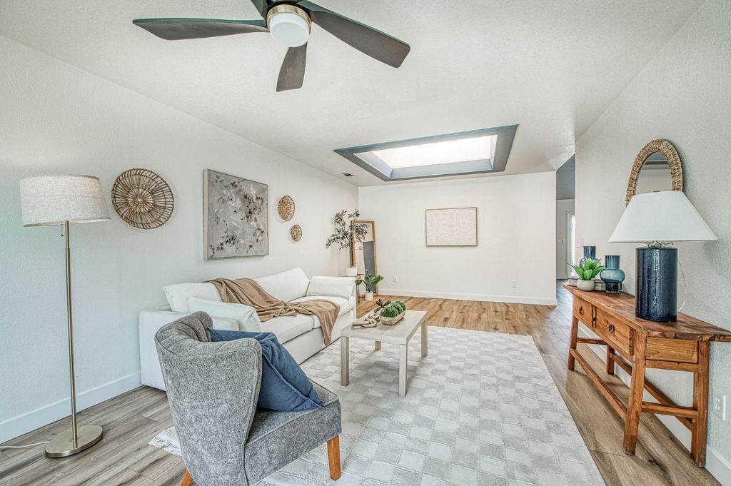 Image 8 of property listing at 37249 Avenue 12 1/4, Madera, CA 93636