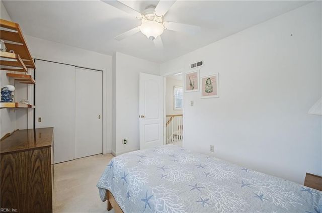 833 Simpkins LN, Virginia Beach, VA 23454