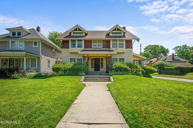 2702 Scottwood Avenue, Toledo, OH 43610