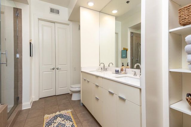 717 S Riverside Dr Apt 201, Memphis, TN 38103