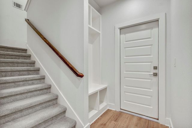 6509 Shady LN, Lago Vista, TX 78645