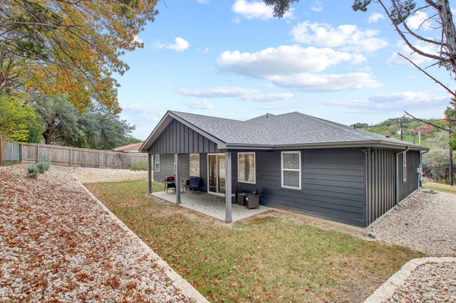 6509 Shady LN, Lago Vista, TX 78645