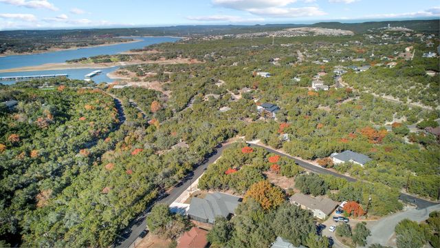 6509 Shady LN, Lago Vista, TX 78645