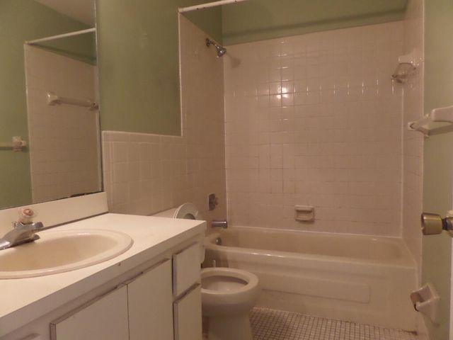 8633 Pluto Terrace, West Palm Beach, FL 33403