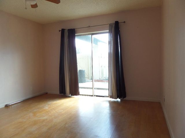 8633 Pluto Terrace, West Palm Beach, FL 33403