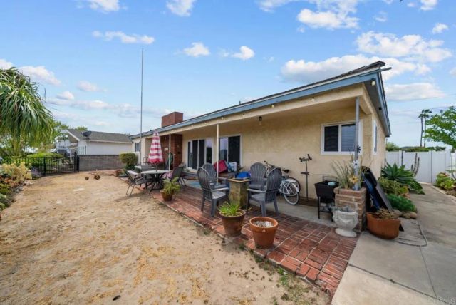 737 Carlow Court, El Cajon, CA 92020
