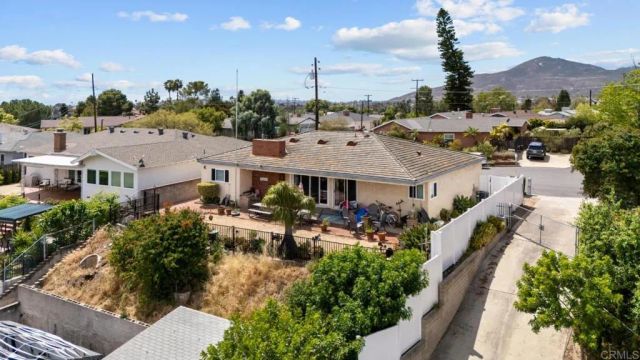 737 Carlow Court, El Cajon, CA 92020