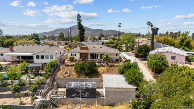 737 Carlow Court, El Cajon, CA 92020
