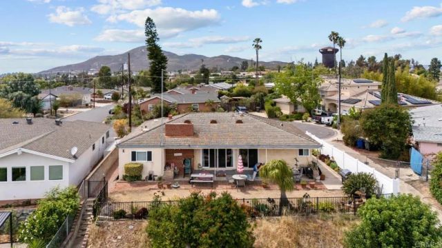 737 Carlow Court, El Cajon, CA 92020