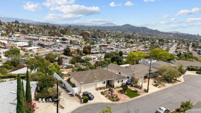 737 Carlow Court, El Cajon, CA 92020