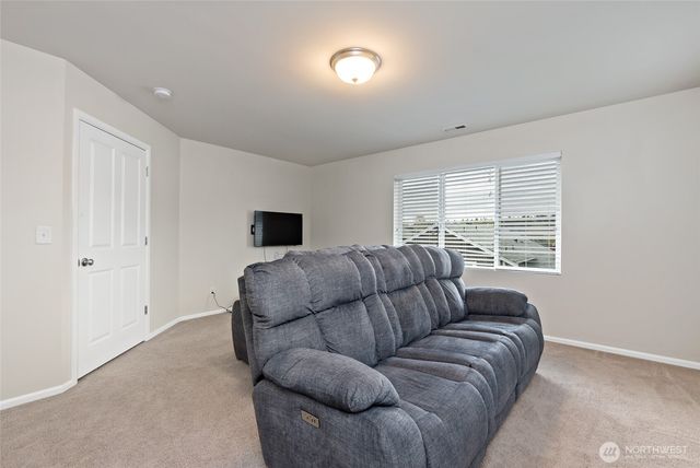 20018 98th Avenue E, Graham, WA 98338