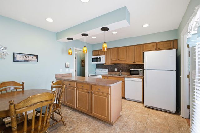 2 Boxwood Court, Cincinnati, OH 45246