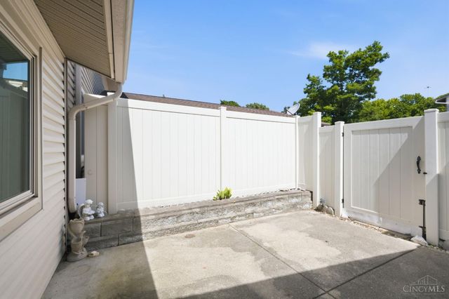 2 Boxwood Court, Cincinnati, OH 45246