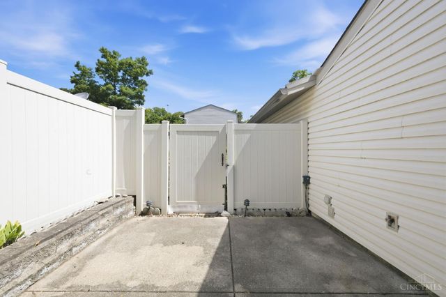 2 Boxwood Court, Cincinnati, OH 45246