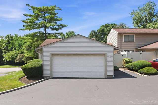 2 Boxwood Court, Cincinnati, OH 45246