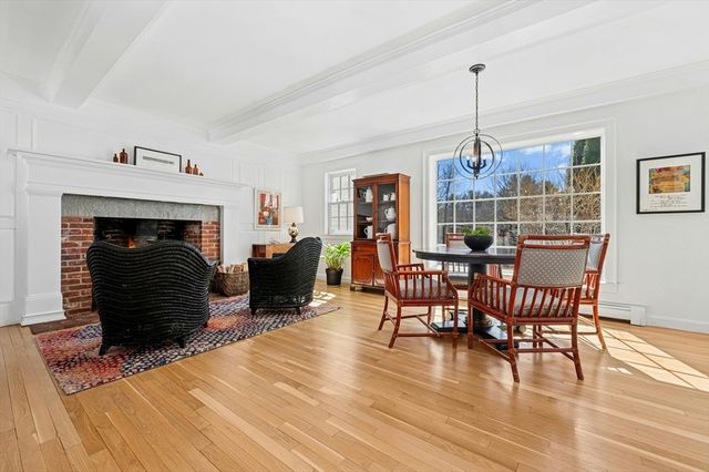 4 Black Hill Rd, Paxton, MA 01612