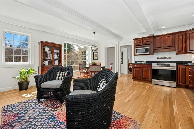 4 Black Hill Rd, Paxton, MA 01612