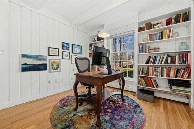 4 Black Hill Rd, Paxton, MA 01612