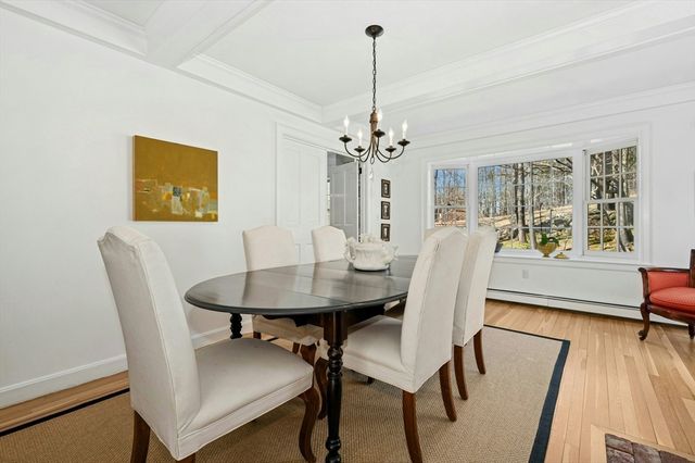 4 Black Hill Rd, Paxton, MA 01612