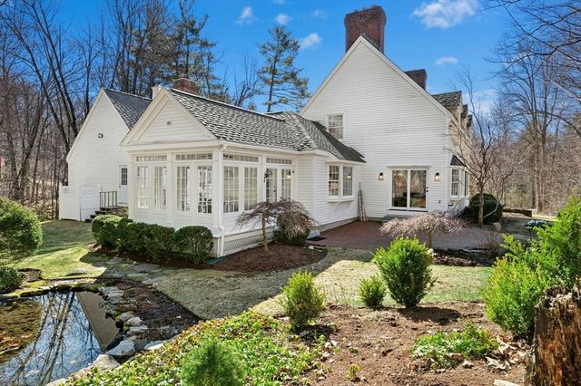 4 Black Hill Rd, Paxton, MA 01612