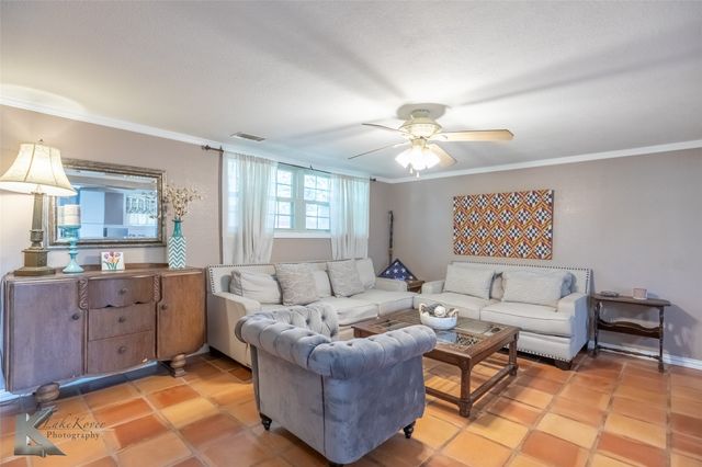 2601 S Elmwood Drive, Abilene, TX 79605