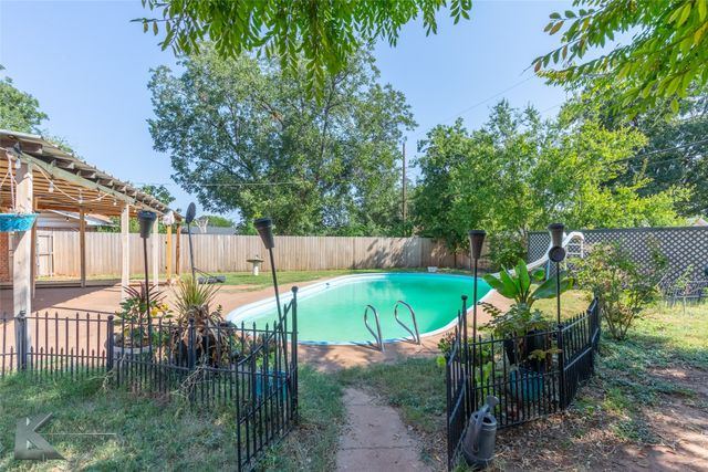 2601 S Elmwood Drive, Abilene, TX 79605