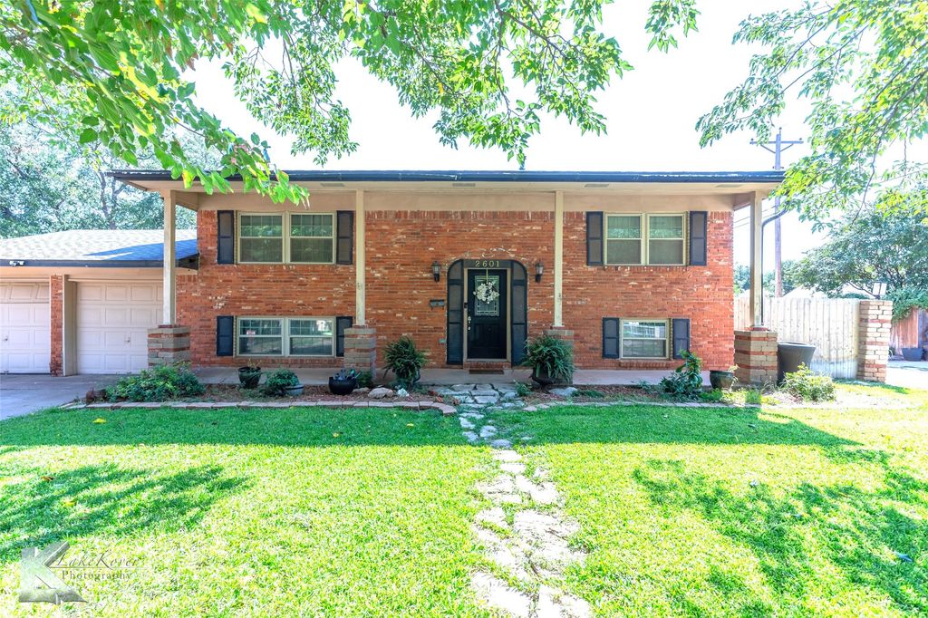 2601 S Elmwood Drive, Abilene, TX 79605