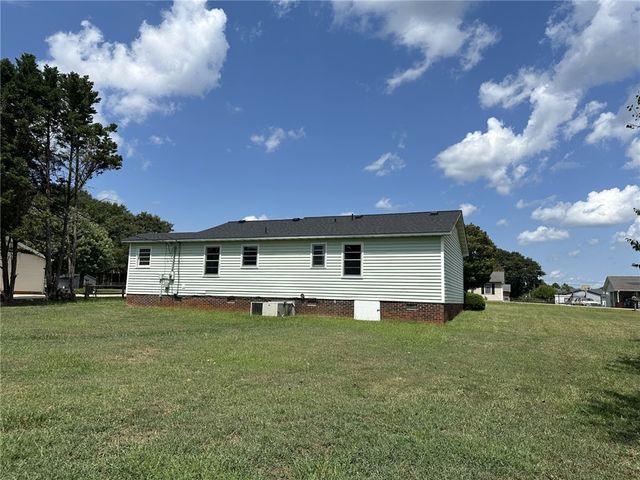 310 Kingsboro Road, Anderson, SC 29626