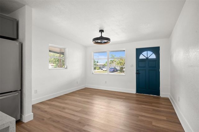 9596 GROVELAND STREET, Seminole, FL 33772