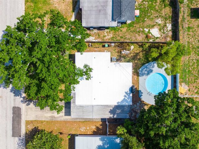 9596 GROVELAND STREET, Seminole, FL 33772
