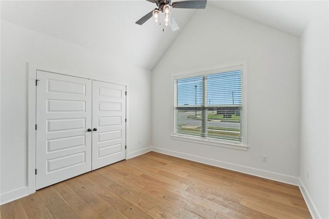 1300 Paragon Drive, Centerton, AR 72719