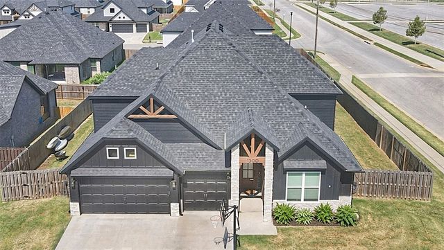 1300 Paragon Drive, Centerton, AR 72719